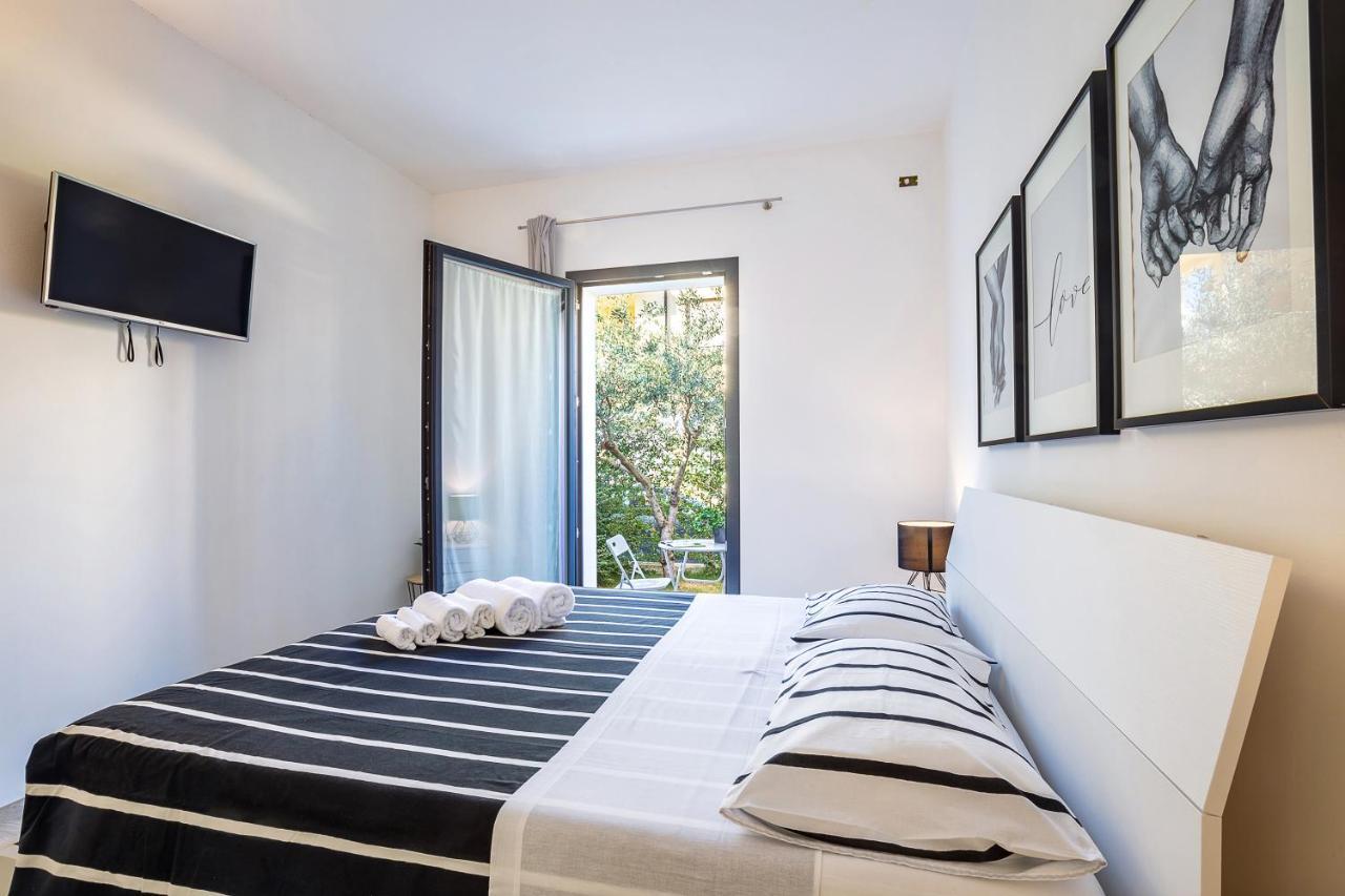 Alexander B&B Тортоли Экстерьер фото