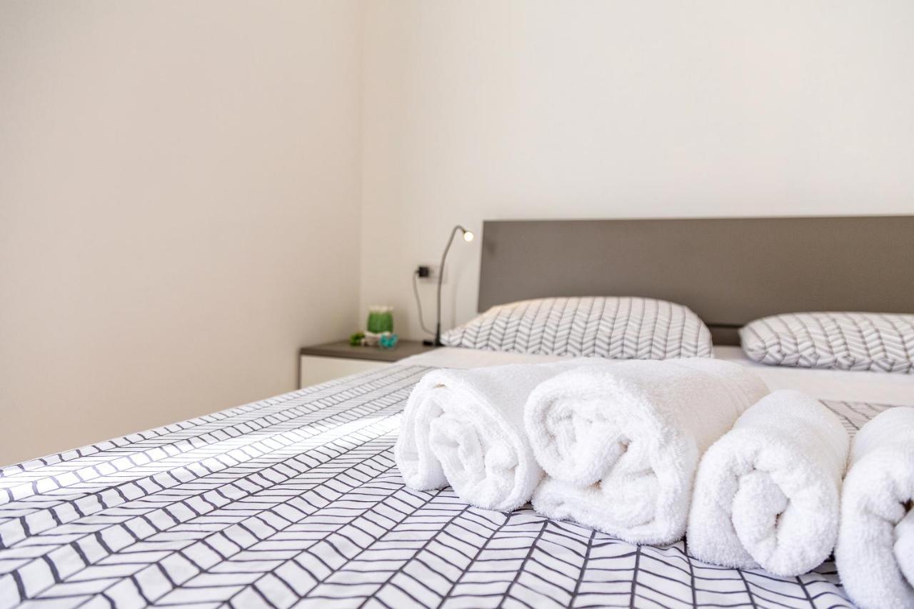 Alexander B&B Тортоли Экстерьер фото